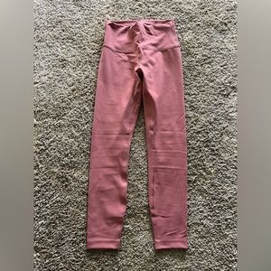 Lululemon leggings. Size 6. New condition.
